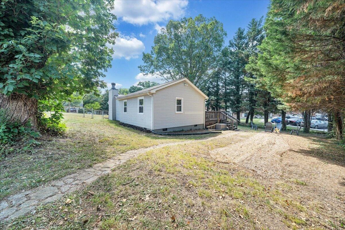 105 Barnett RD - Photo 34