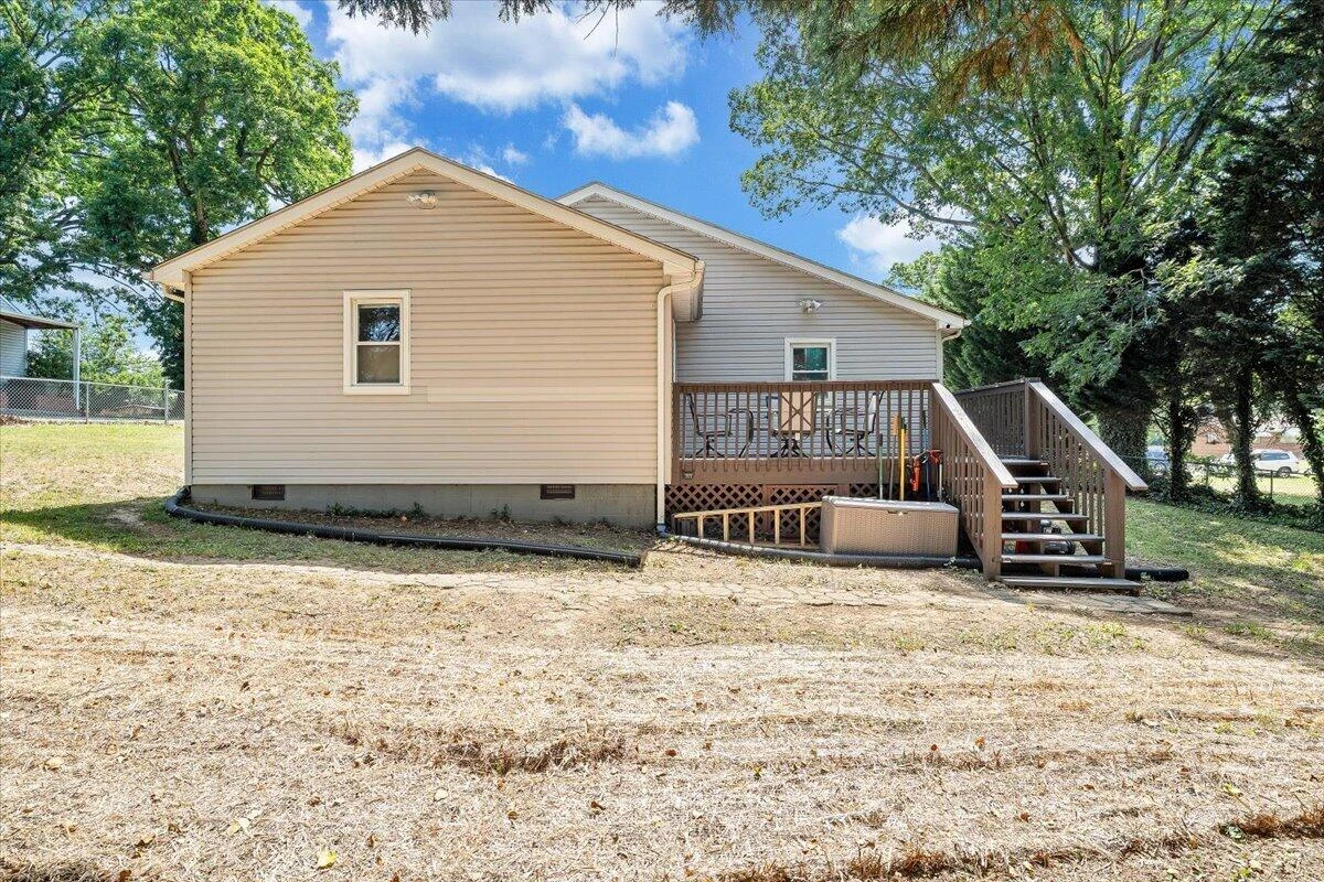 105 Barnett RD - Photo 35