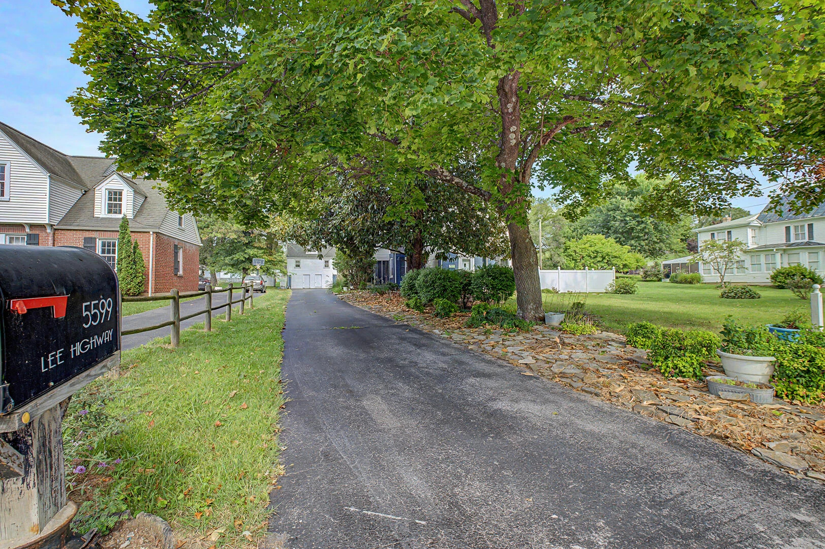 5599 Lee Hwy - Photo 4