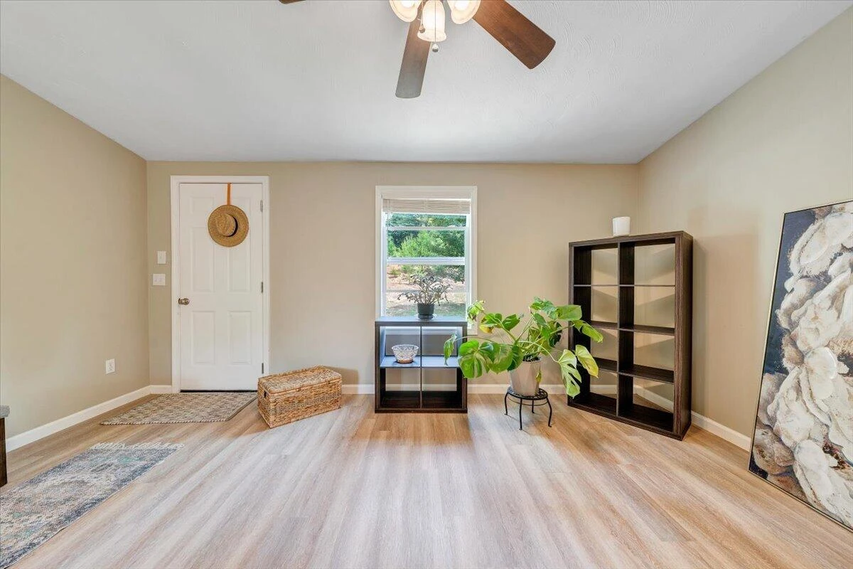 174 Log Cabin CIR - Photo 10