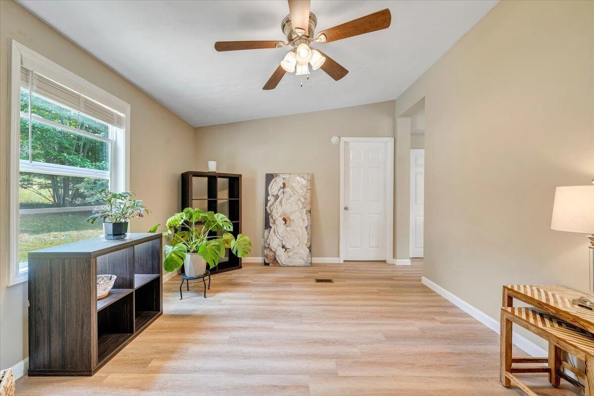 174 Log Cabin CIR - Photo 8