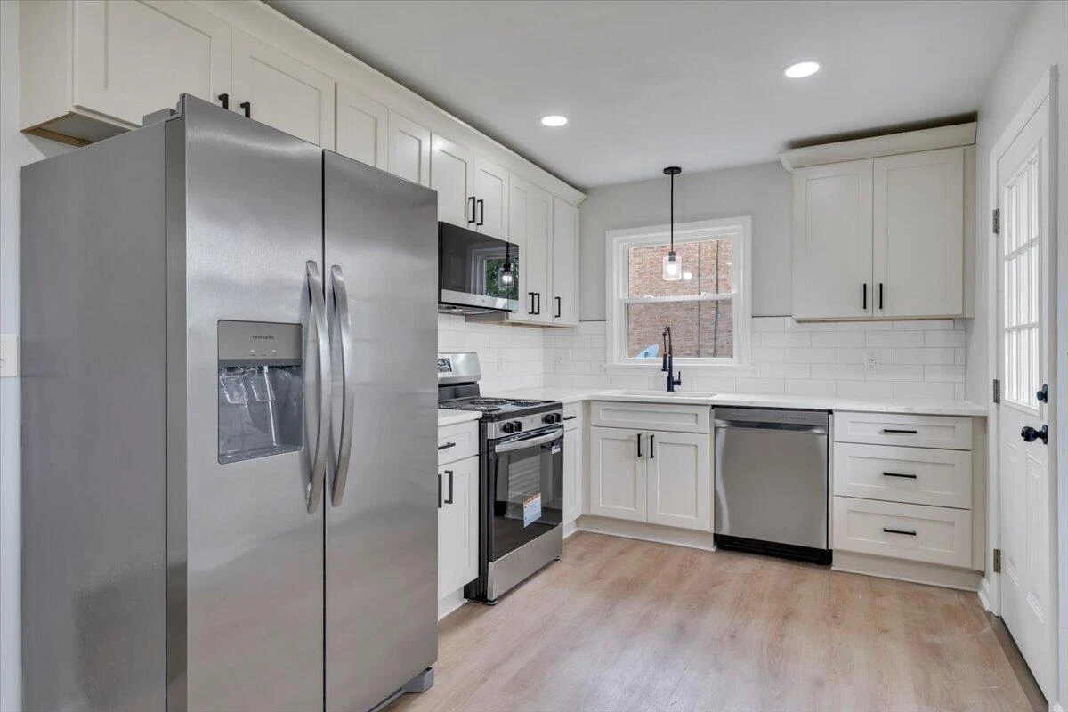 1415 Haydon ST - Photo 12