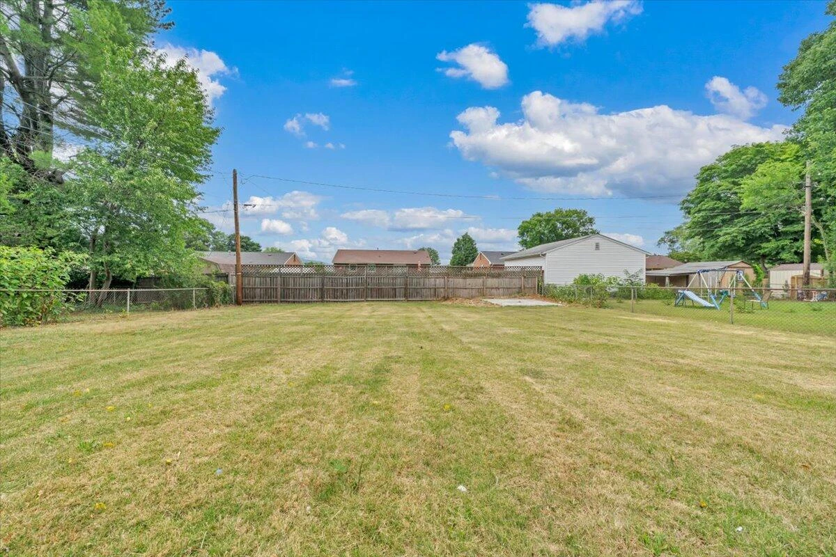 1415 Haydon ST - Photo 40