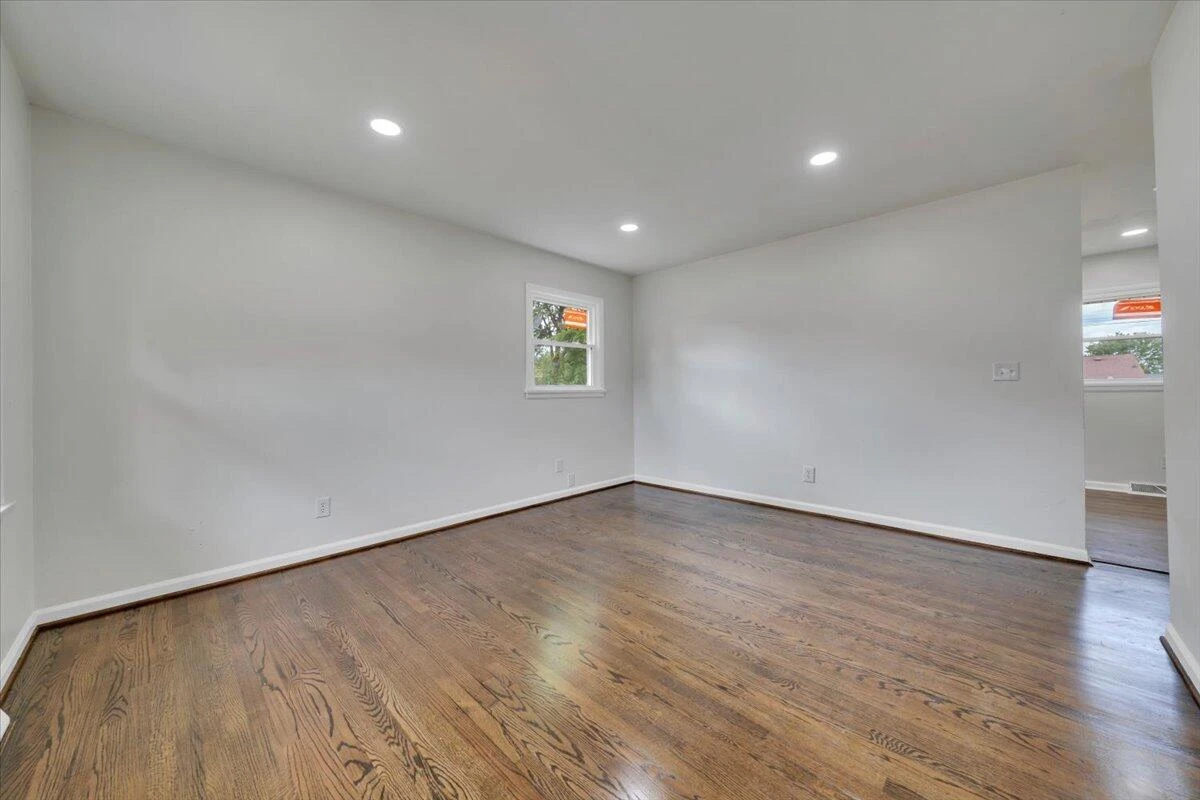 1415 Haydon ST - Photo 6
