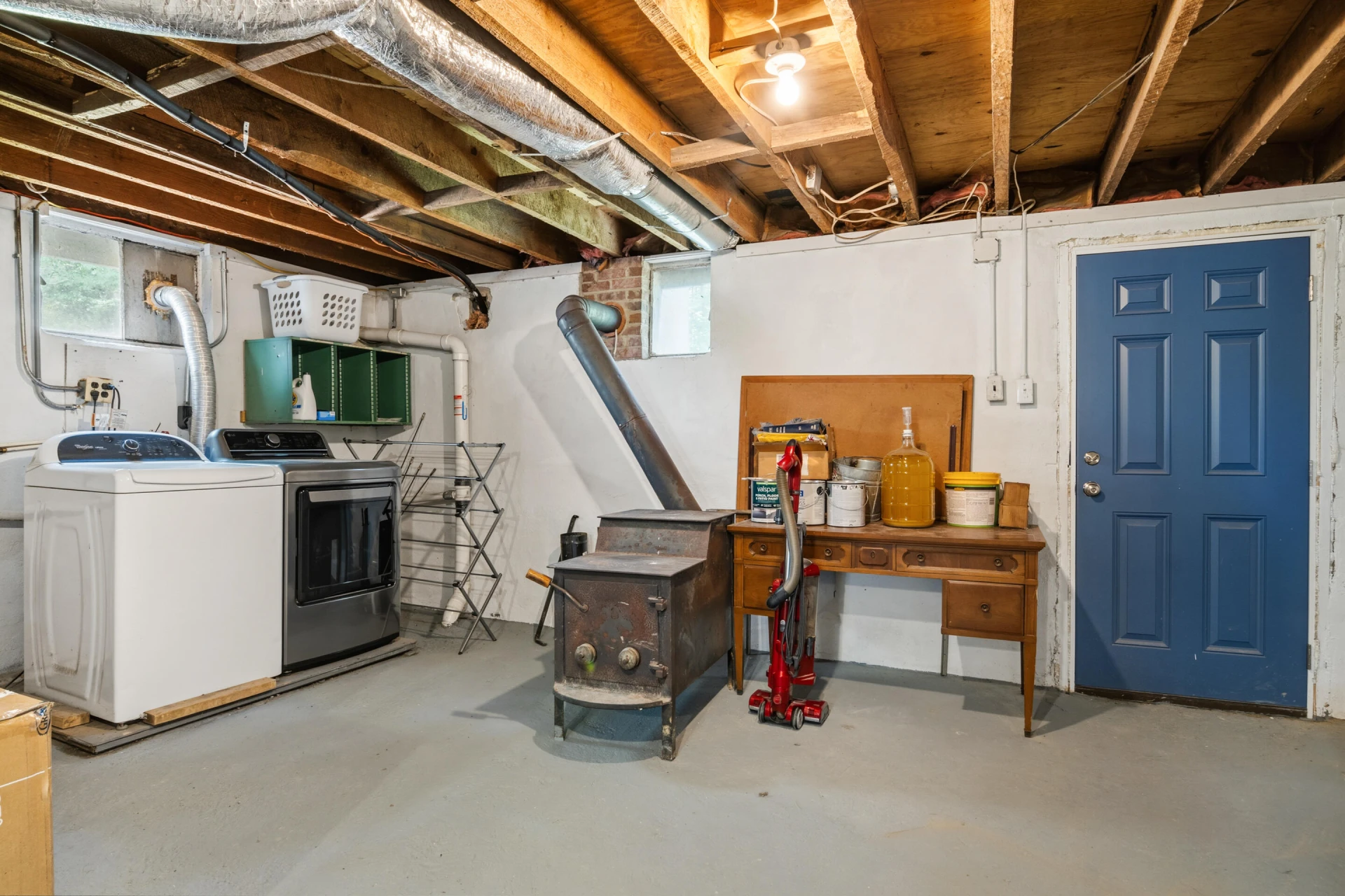 6734 Blacksburg RD - Photo 17
