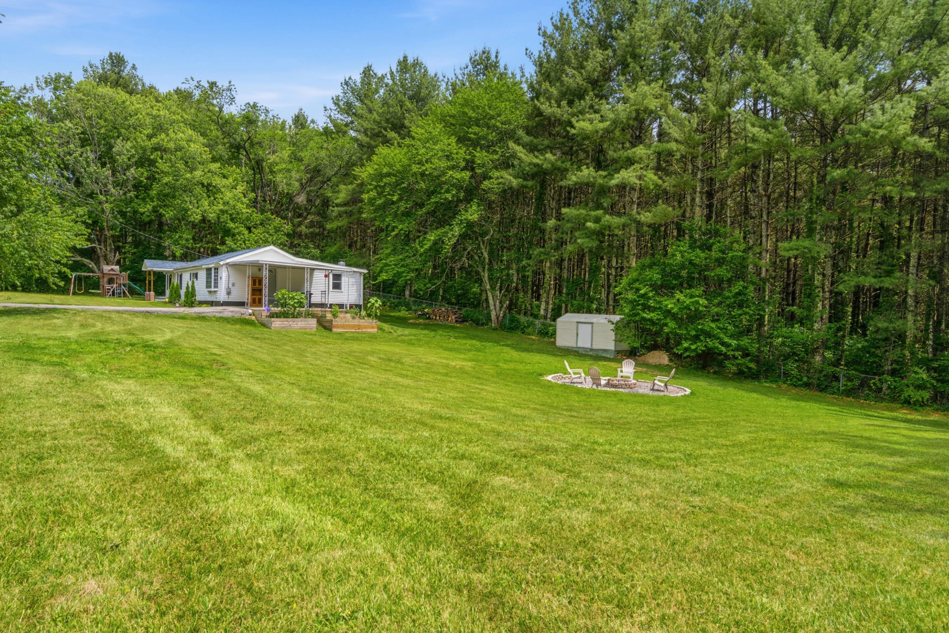 6734 Blacksburg RD - Photo 20