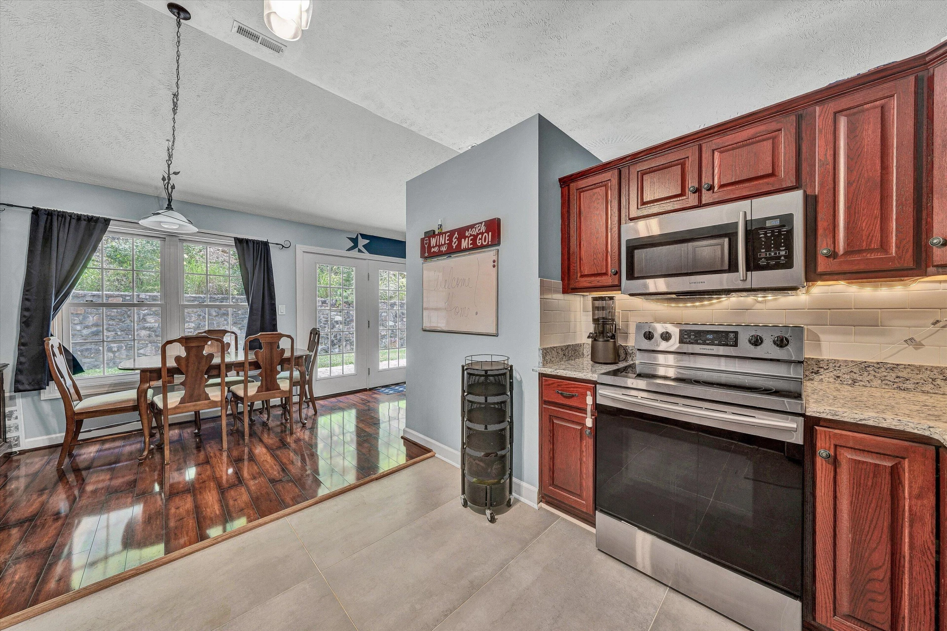 3075 Creekside DR - Photo 18