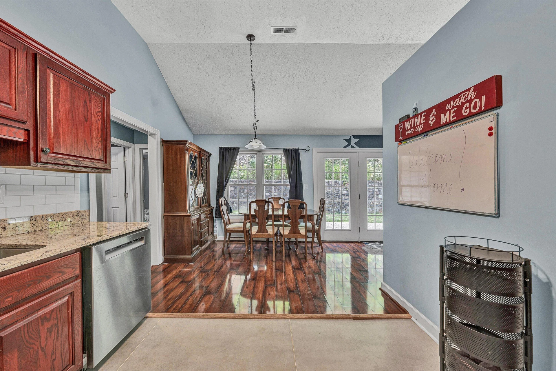 3075 Creekside DR - Photo 19