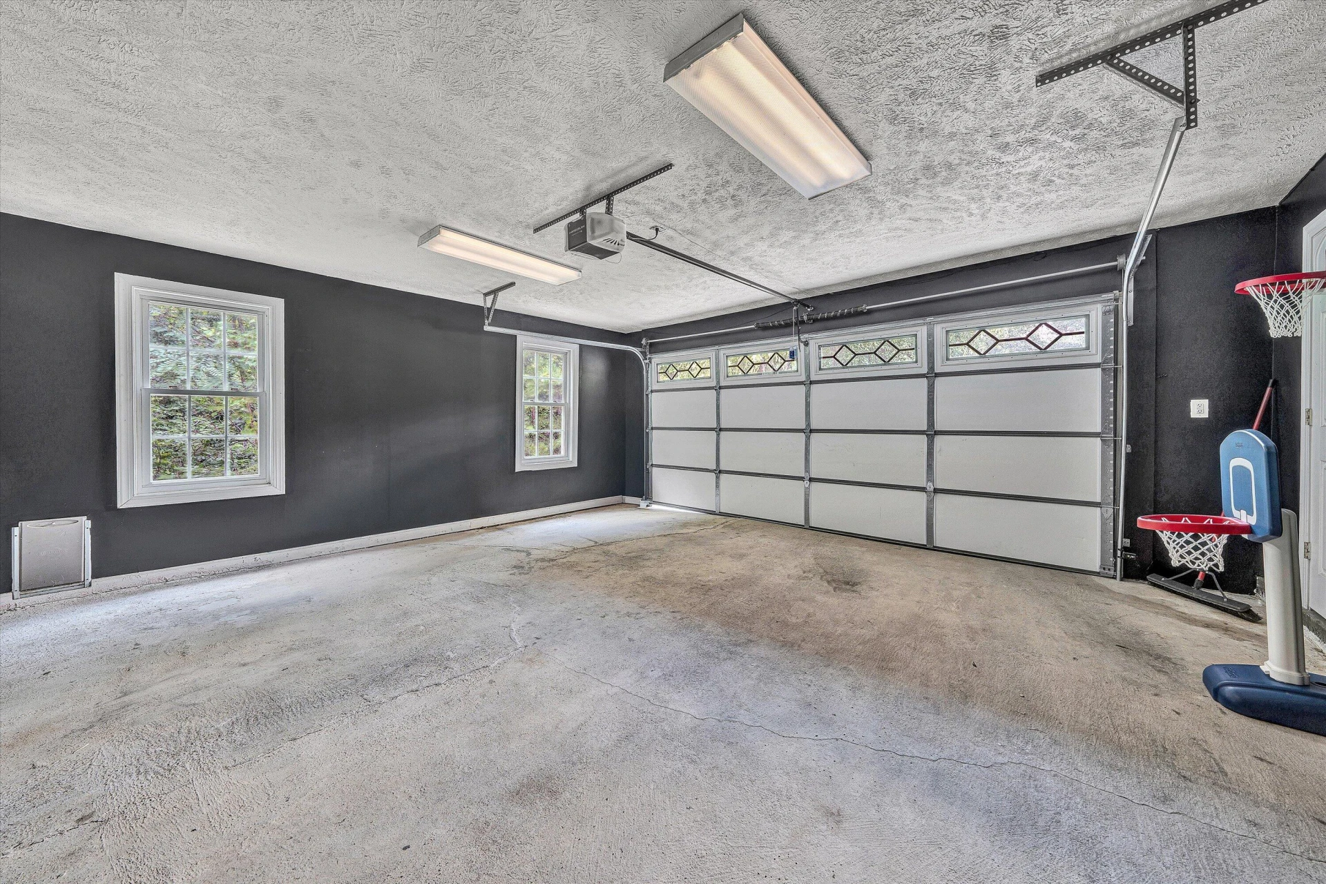 3075 Creekside DR - Photo 31