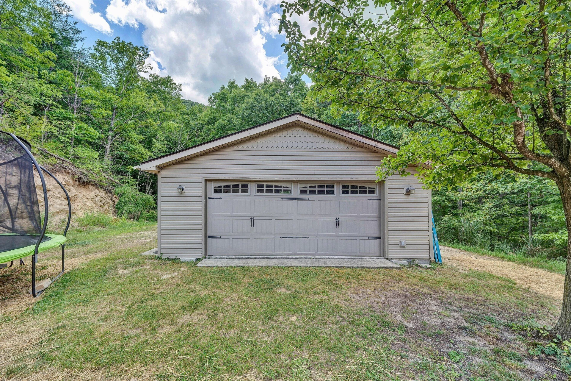 3075 Creekside DR - Photo 34