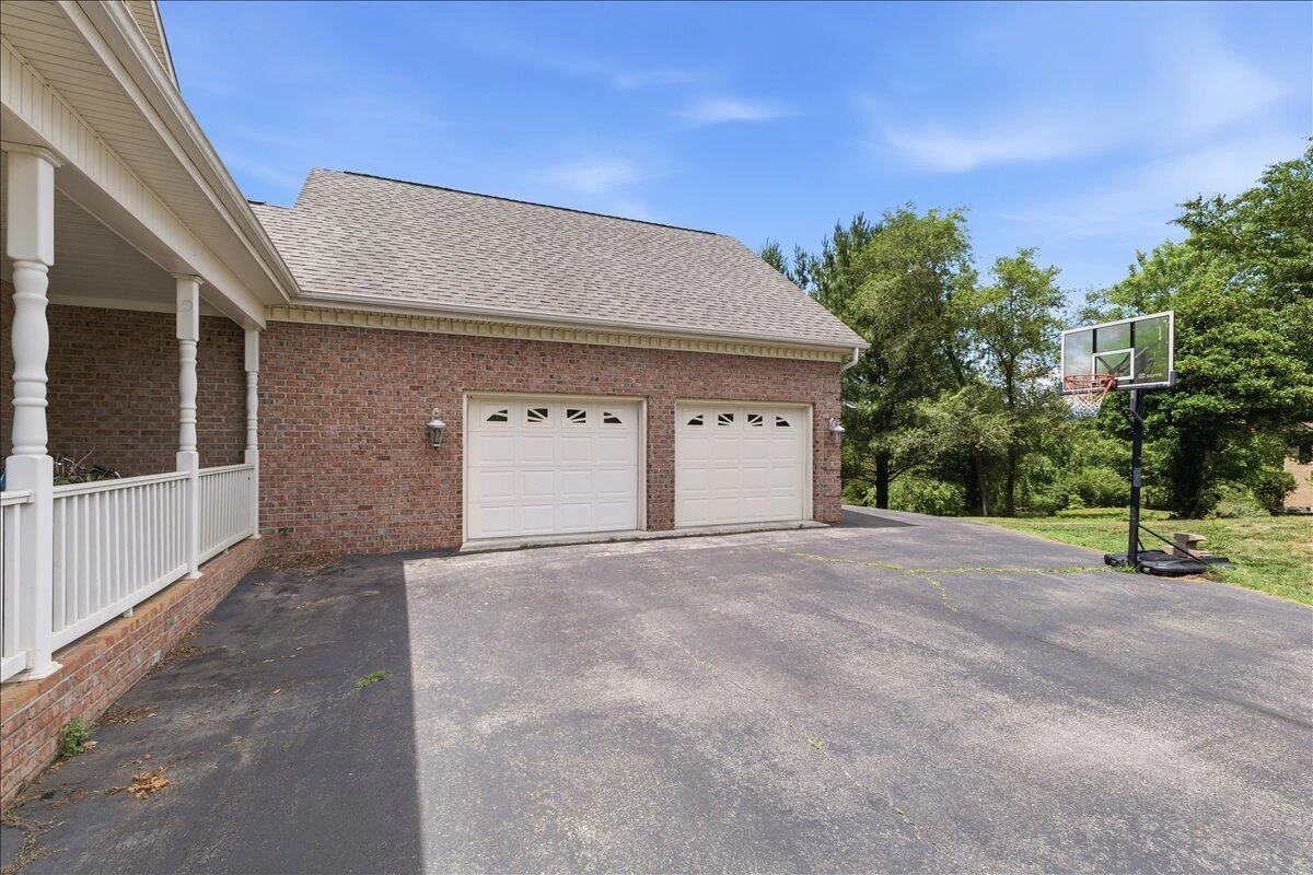 4636 Afton LN - Photo 4