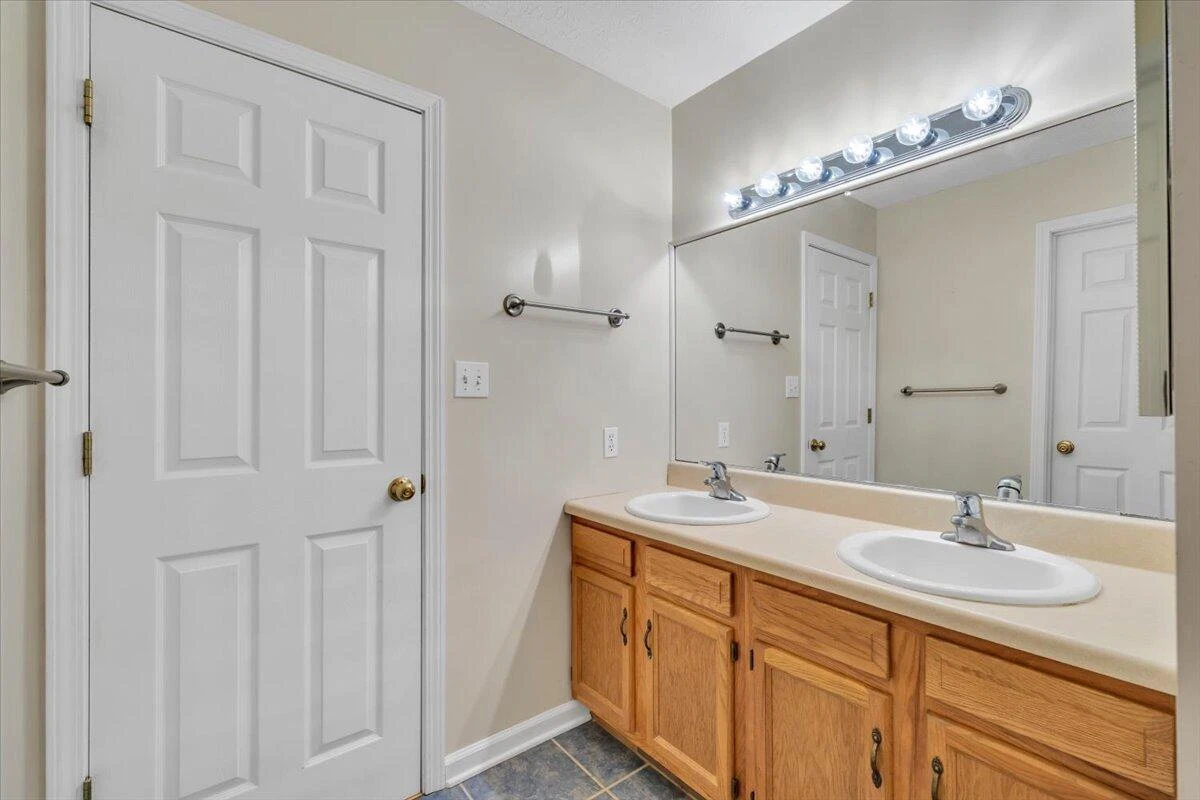 20 Wood Ridge DR - Photo 17