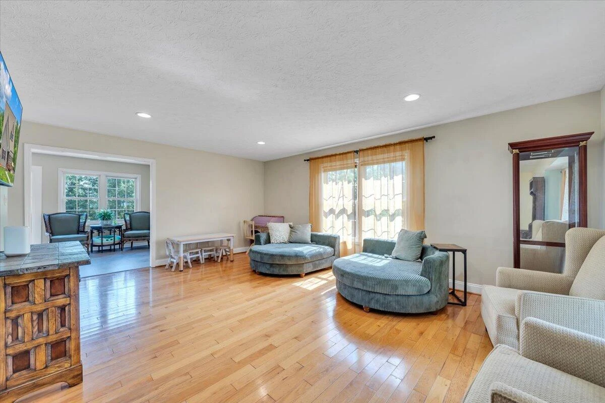 20 Wood Ridge DR - Photo 5