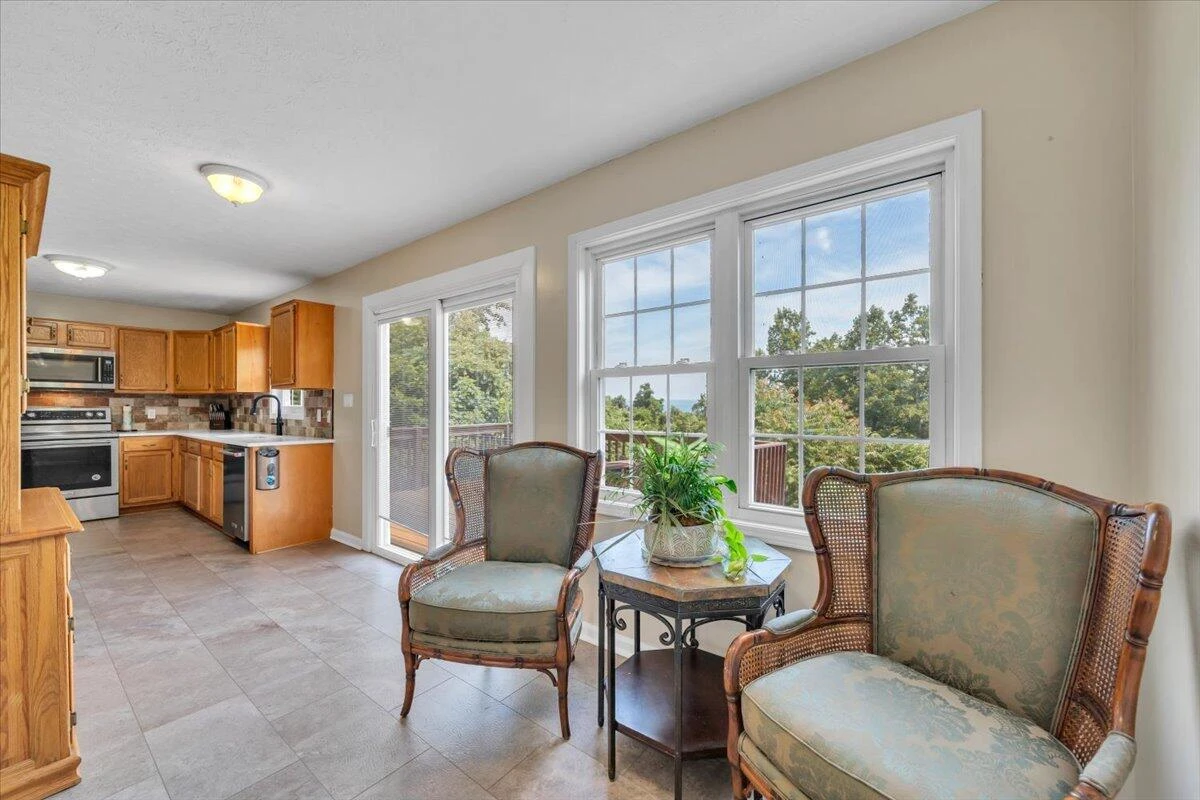 20 Wood Ridge DR - Photo 8