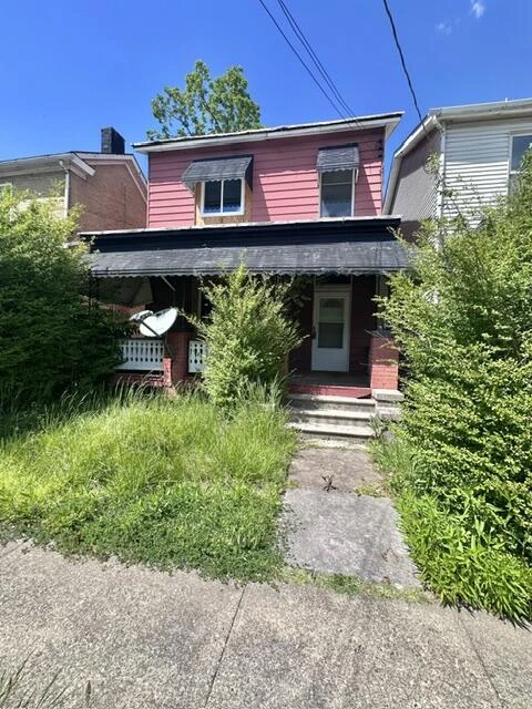 716 Church ST