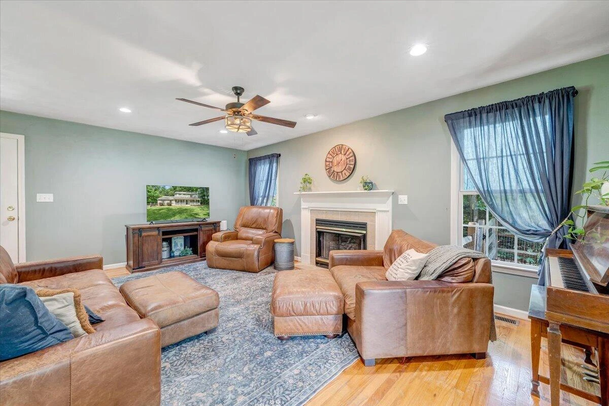 15 Coling Hollow RD - Photo 8