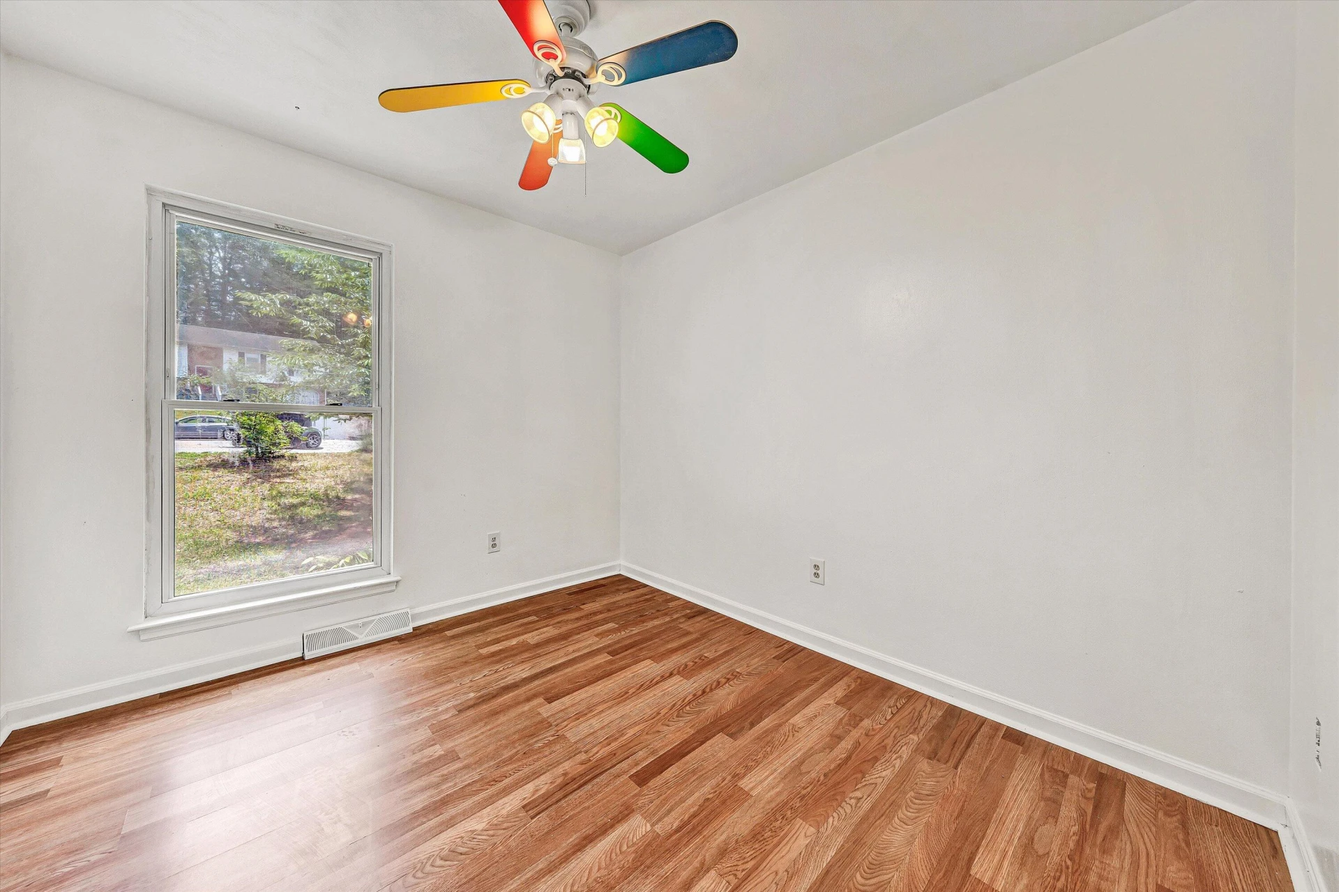 4064 Crawford RD - Photo 11