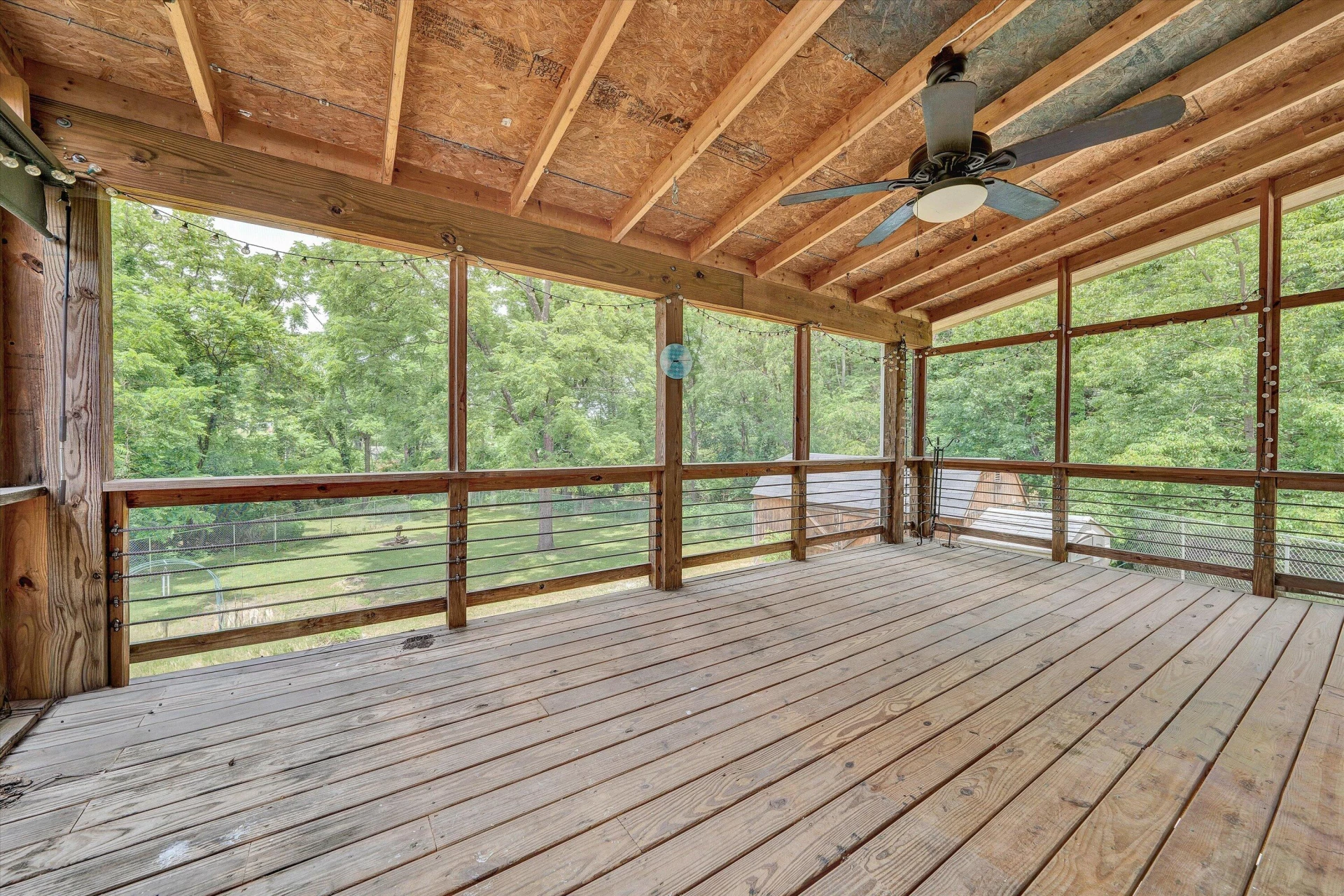 4064 Crawford RD - Photo 15