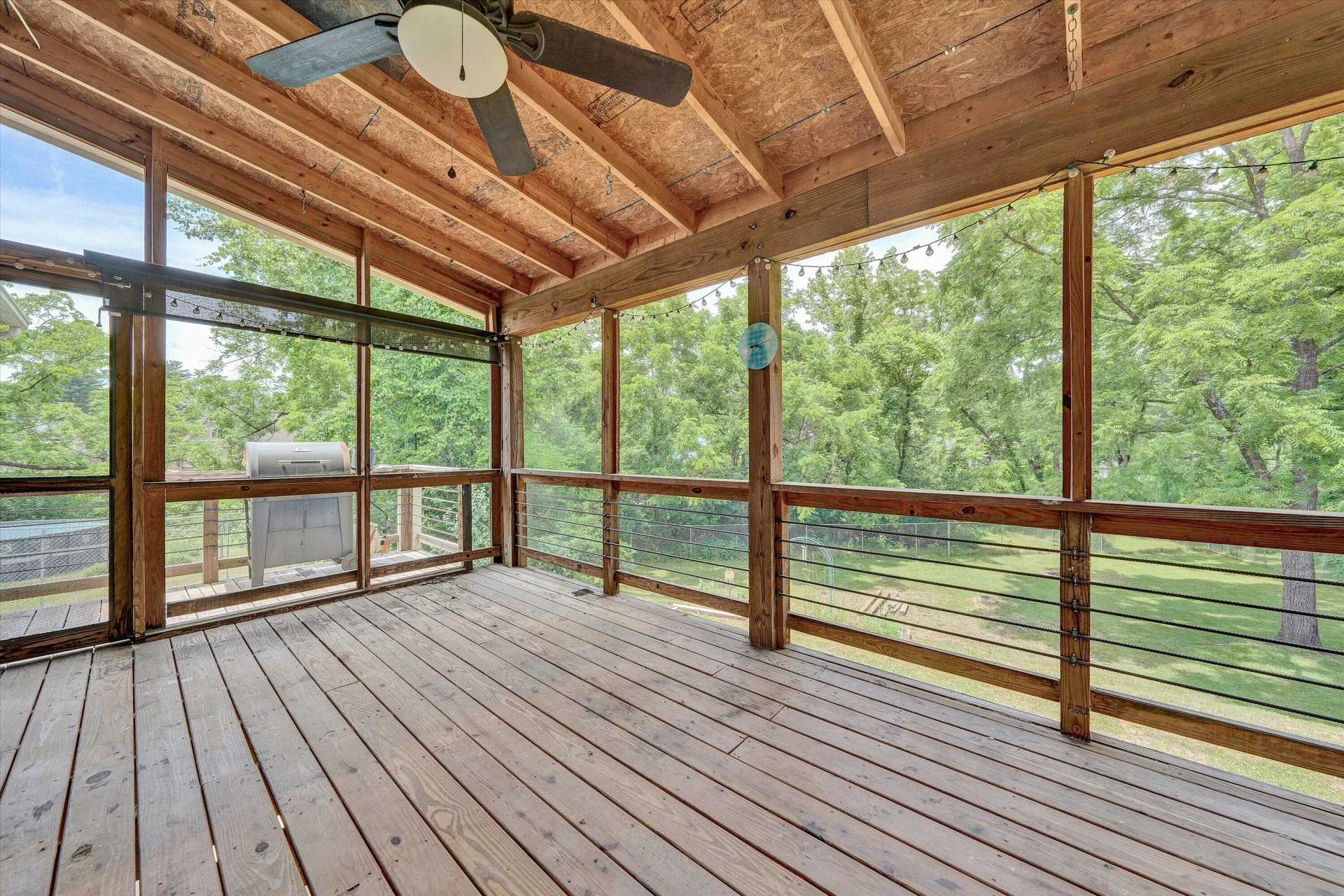 4064 Crawford RD - Photo 16