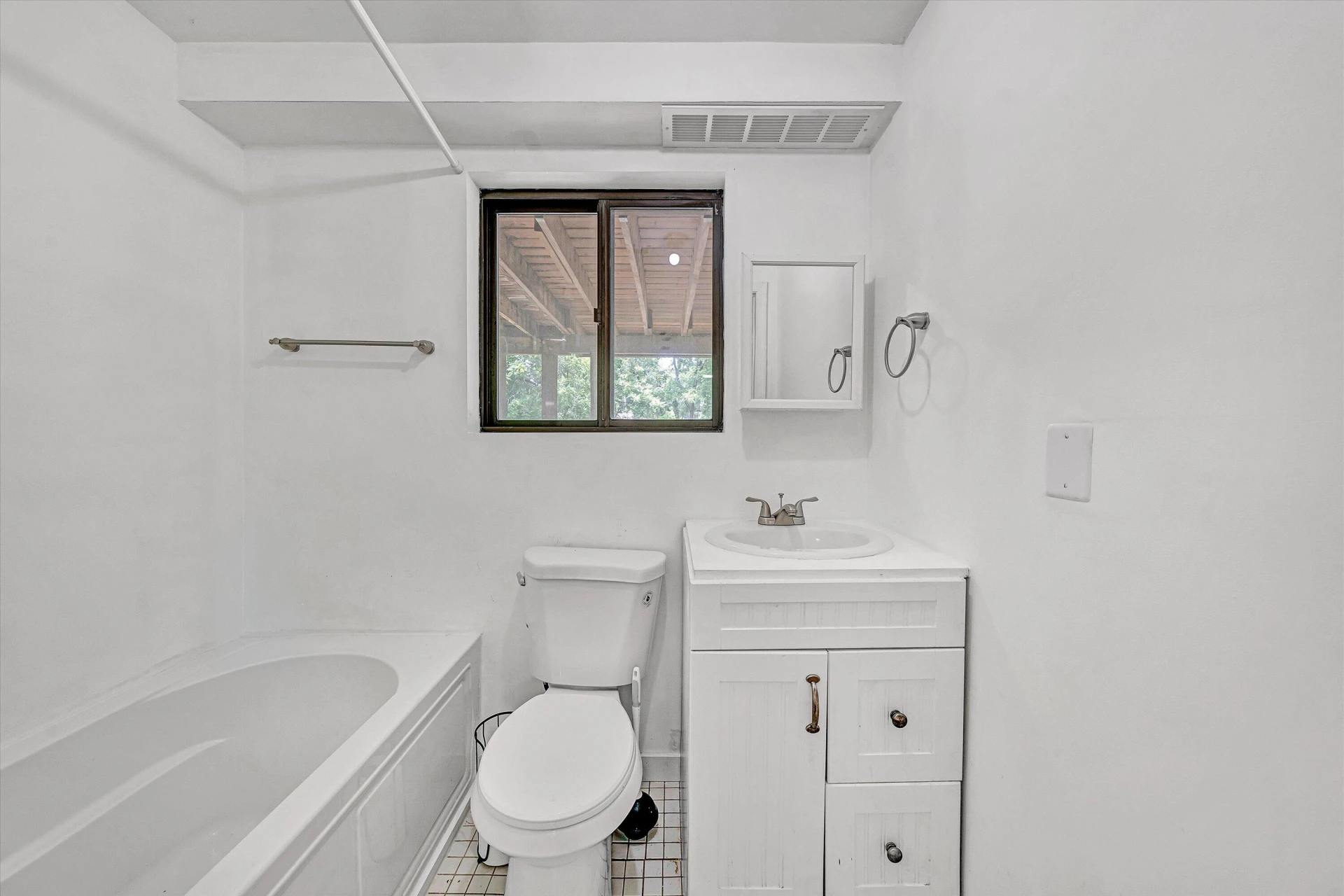4064 Crawford RD - Photo 20