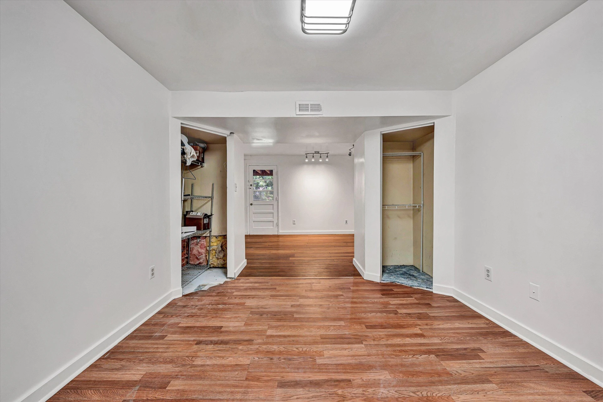 4064 Crawford RD - Photo 26