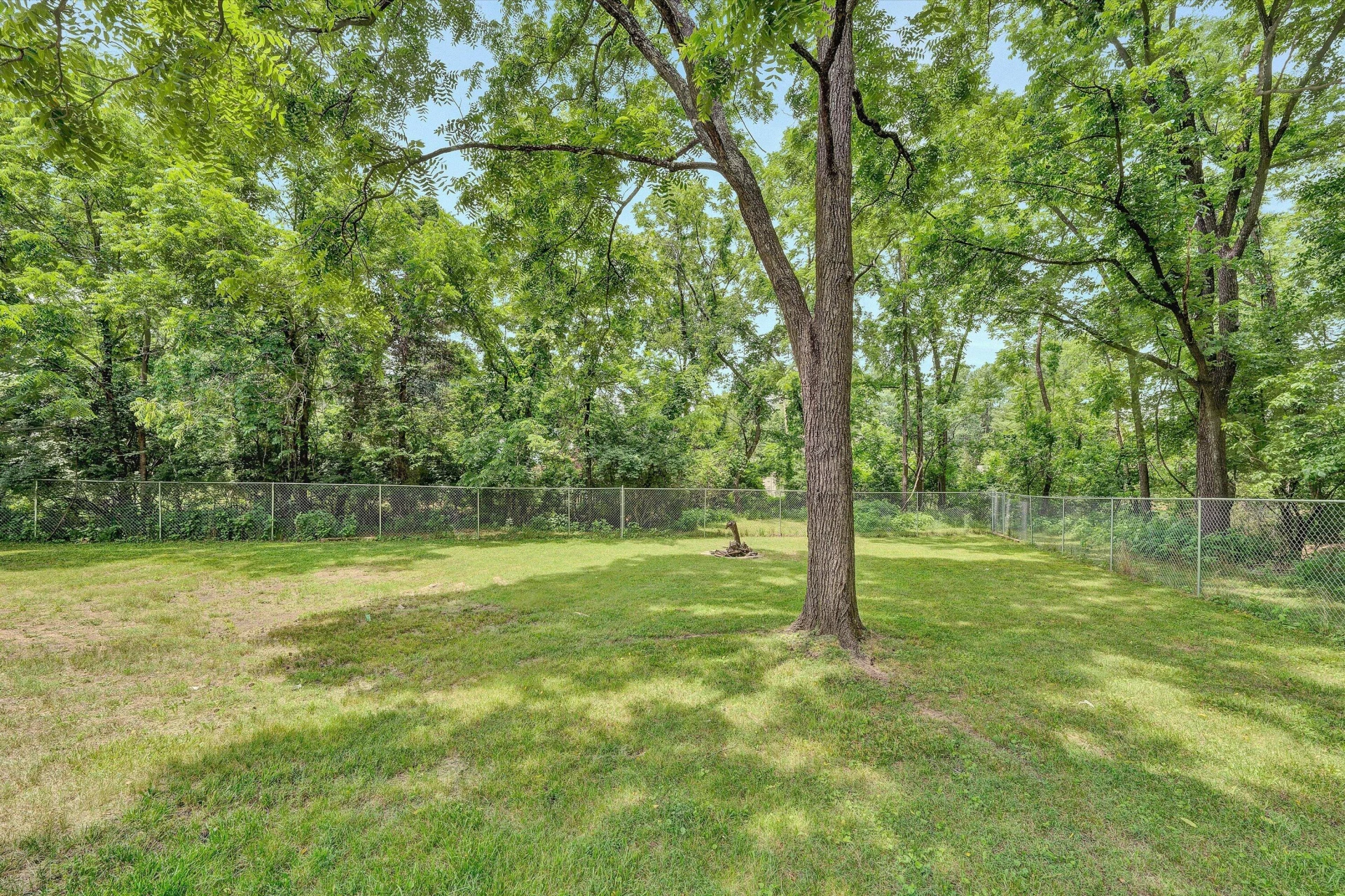 4064 Crawford RD - Photo 32