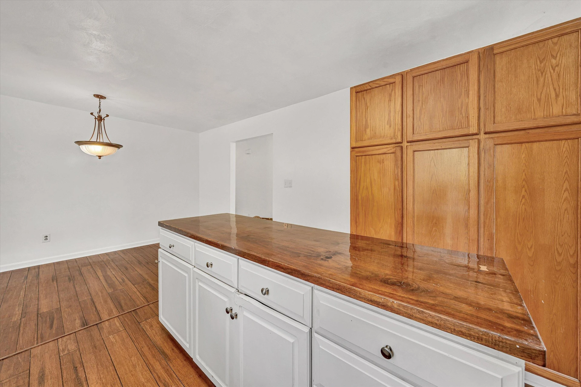 4064 Crawford RD - Photo 9