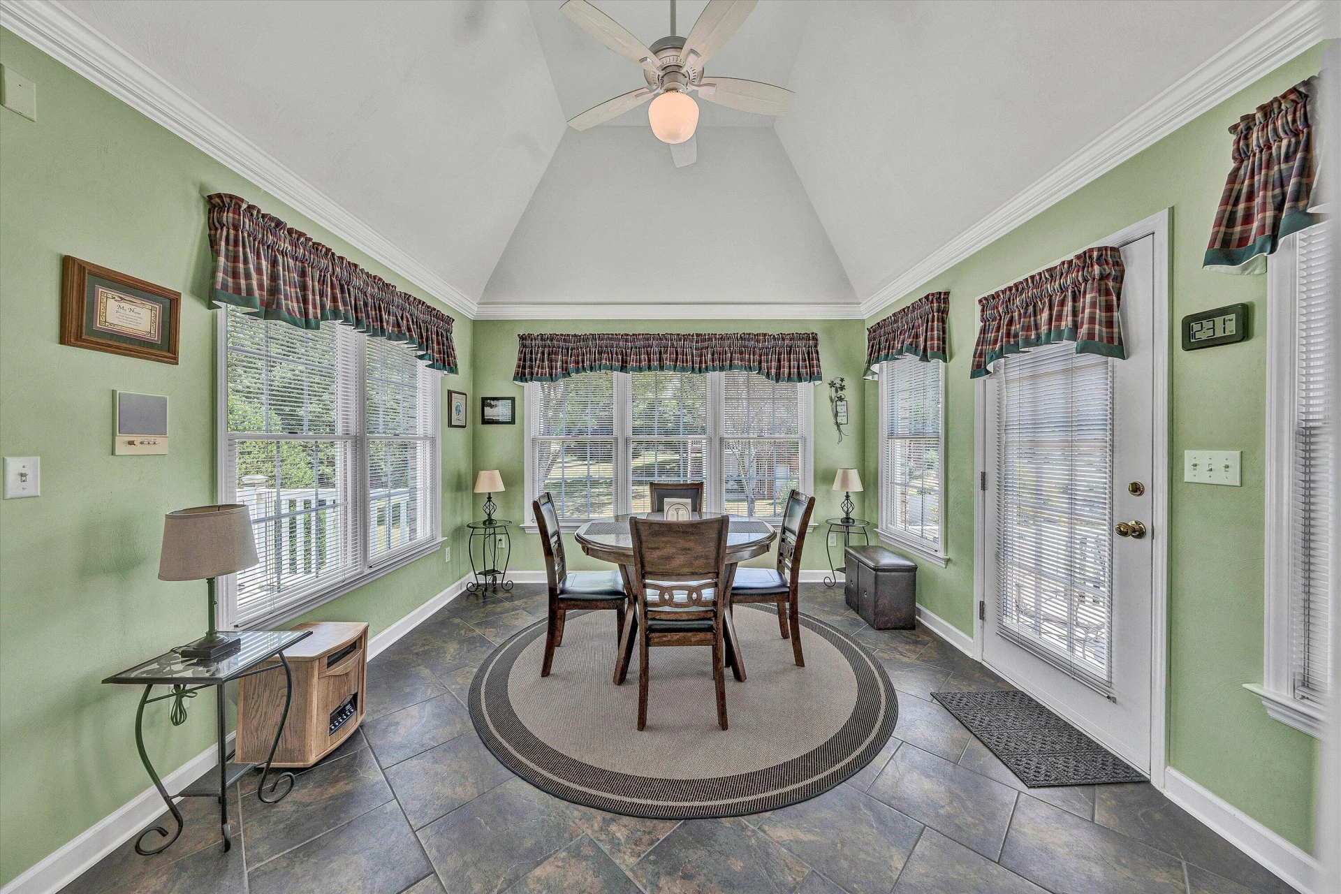134 Stoneybrook RD - Photo 39