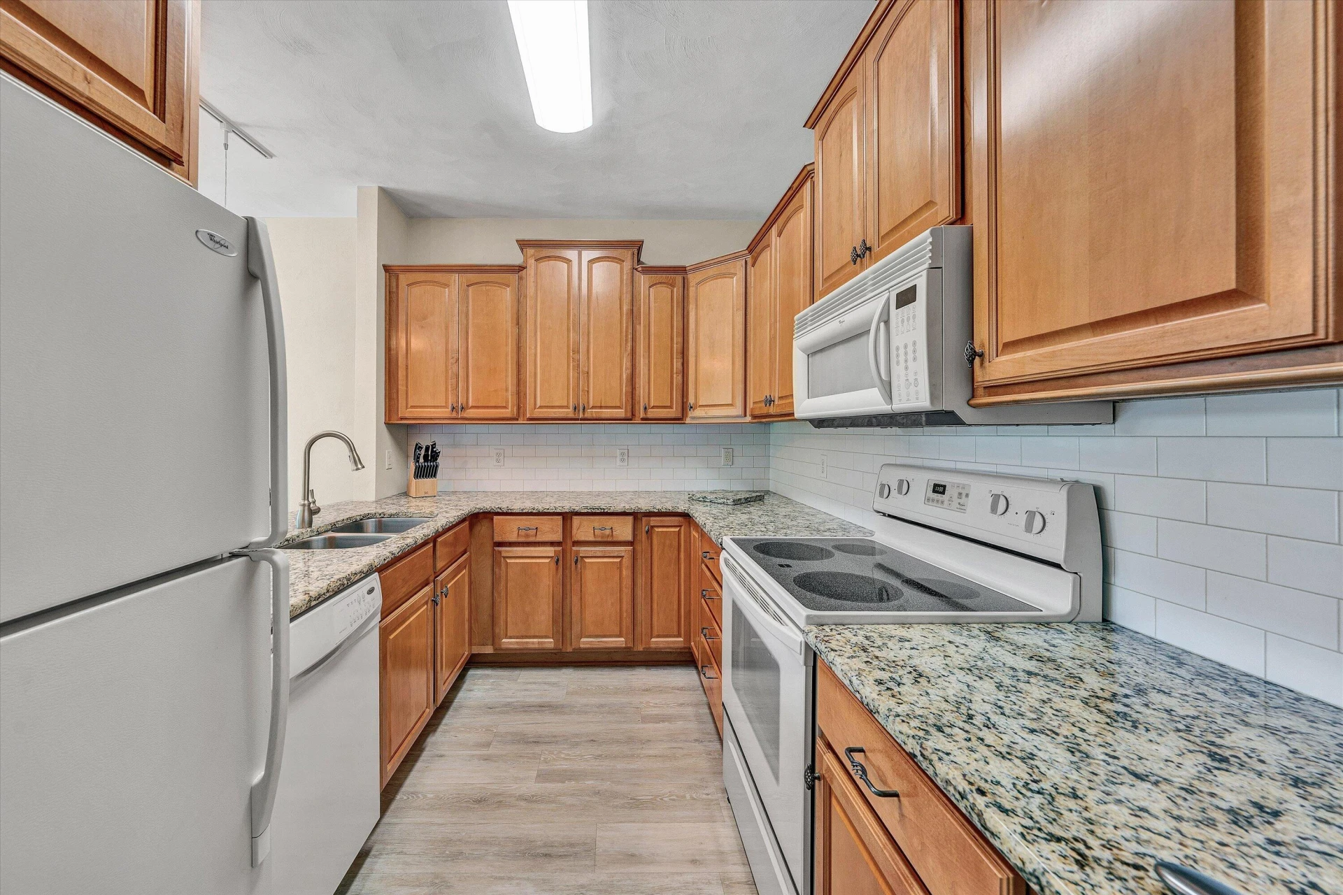 295 S Pointe Shore DR #102 - Photo 13