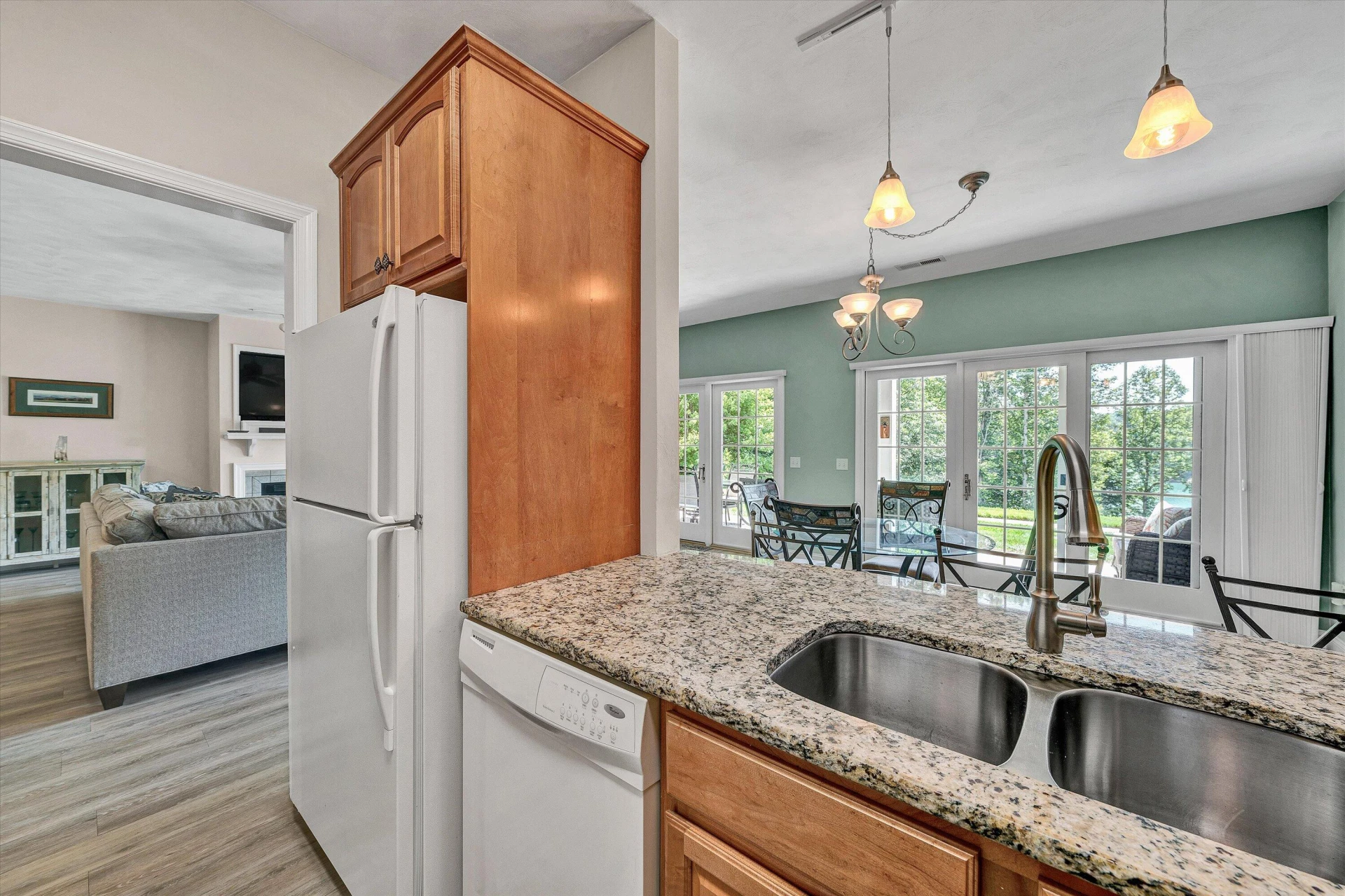 295 S Pointe Shore DR #102 - Photo 14