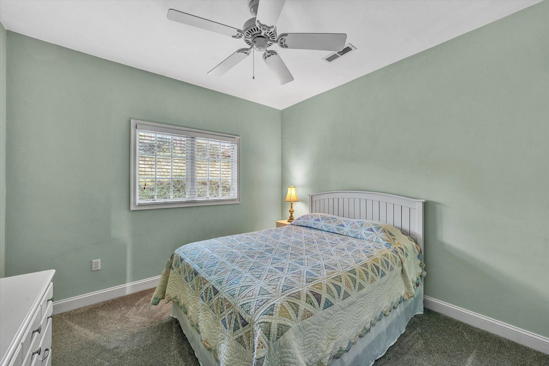 295 S Pointe Shore DR #102 - Photo 22