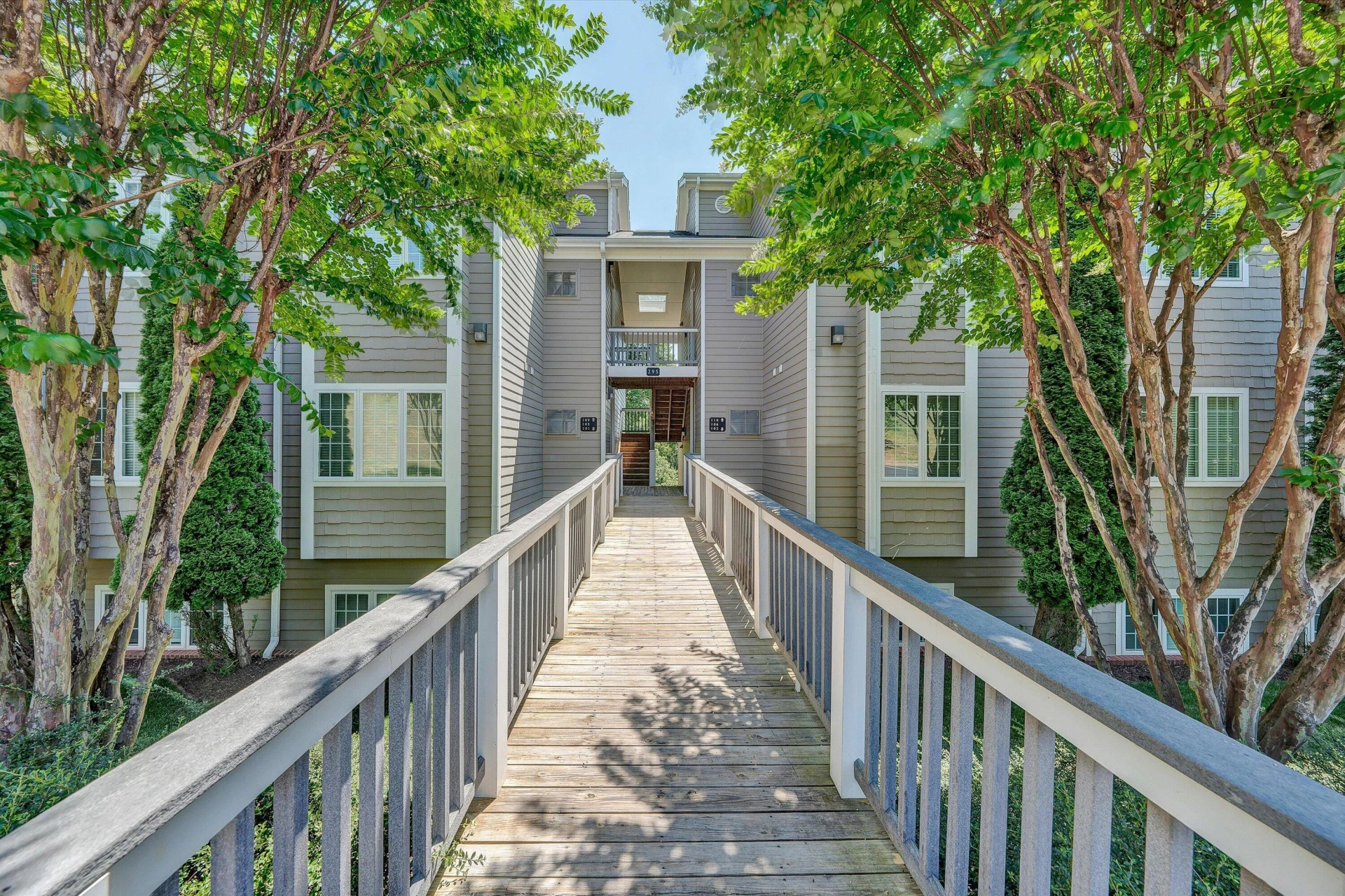 295 S Pointe Shore DR #102 - Photo 3