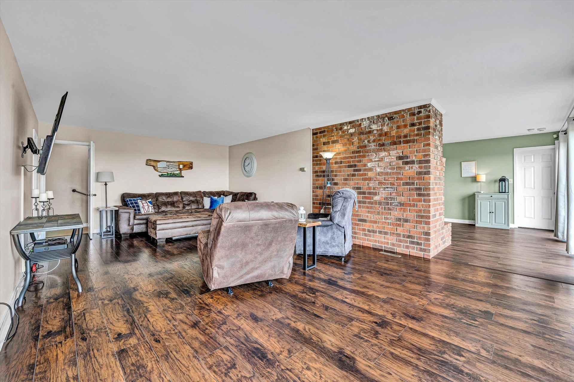 151 Ashton DR - Photo 15