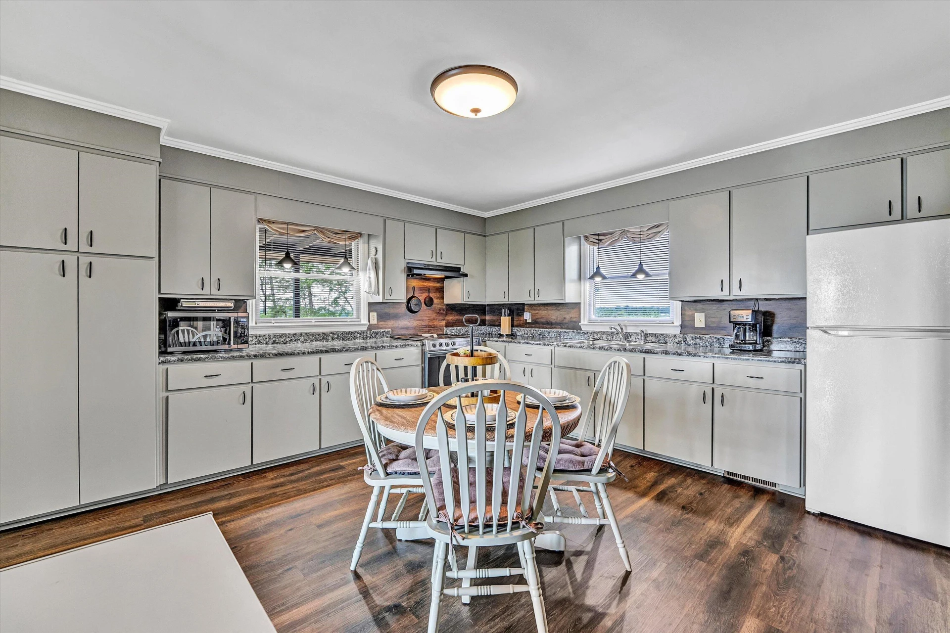 151 Ashton DR - Photo 18