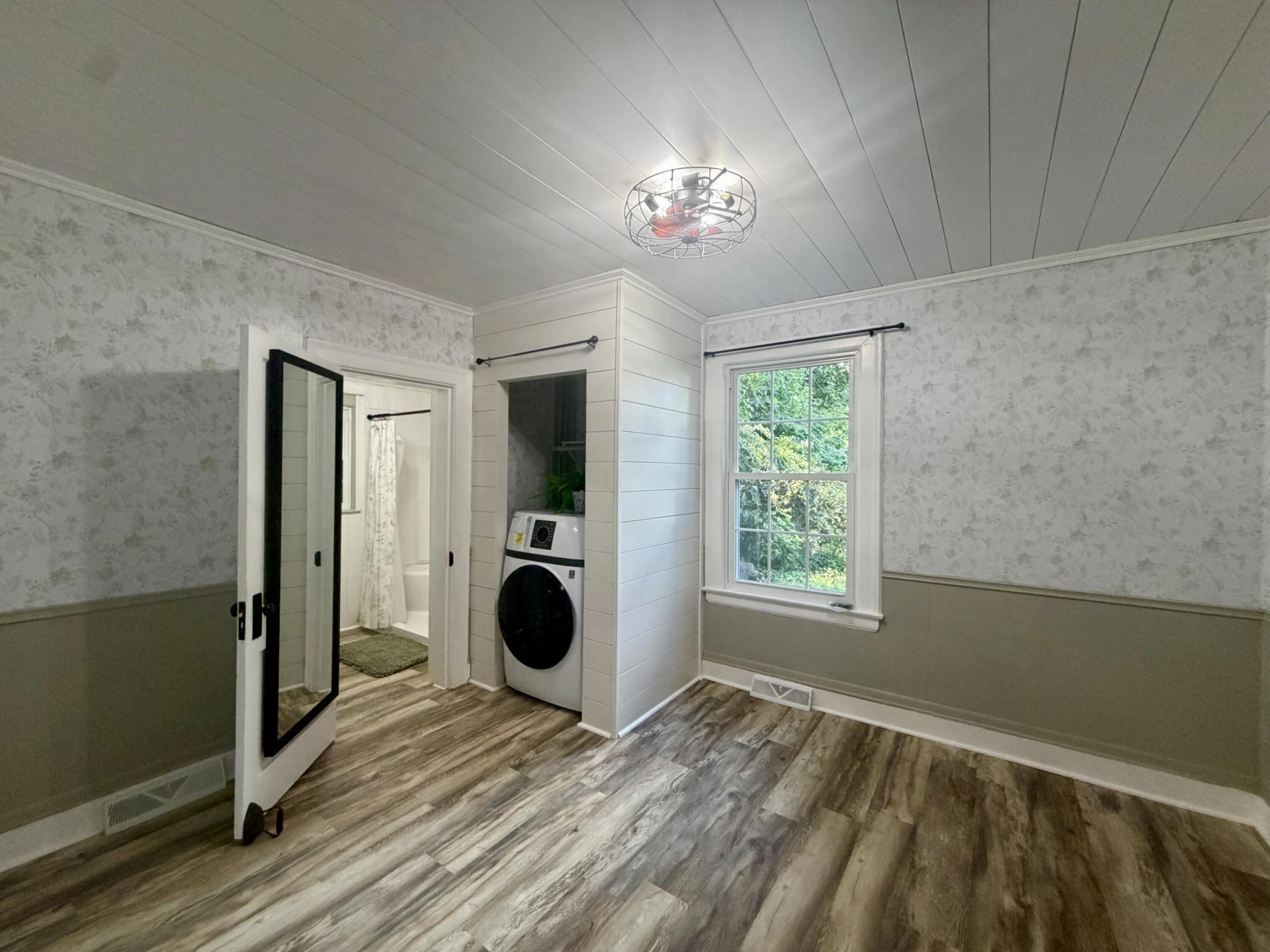 2901 Riverside DR - Photo 21