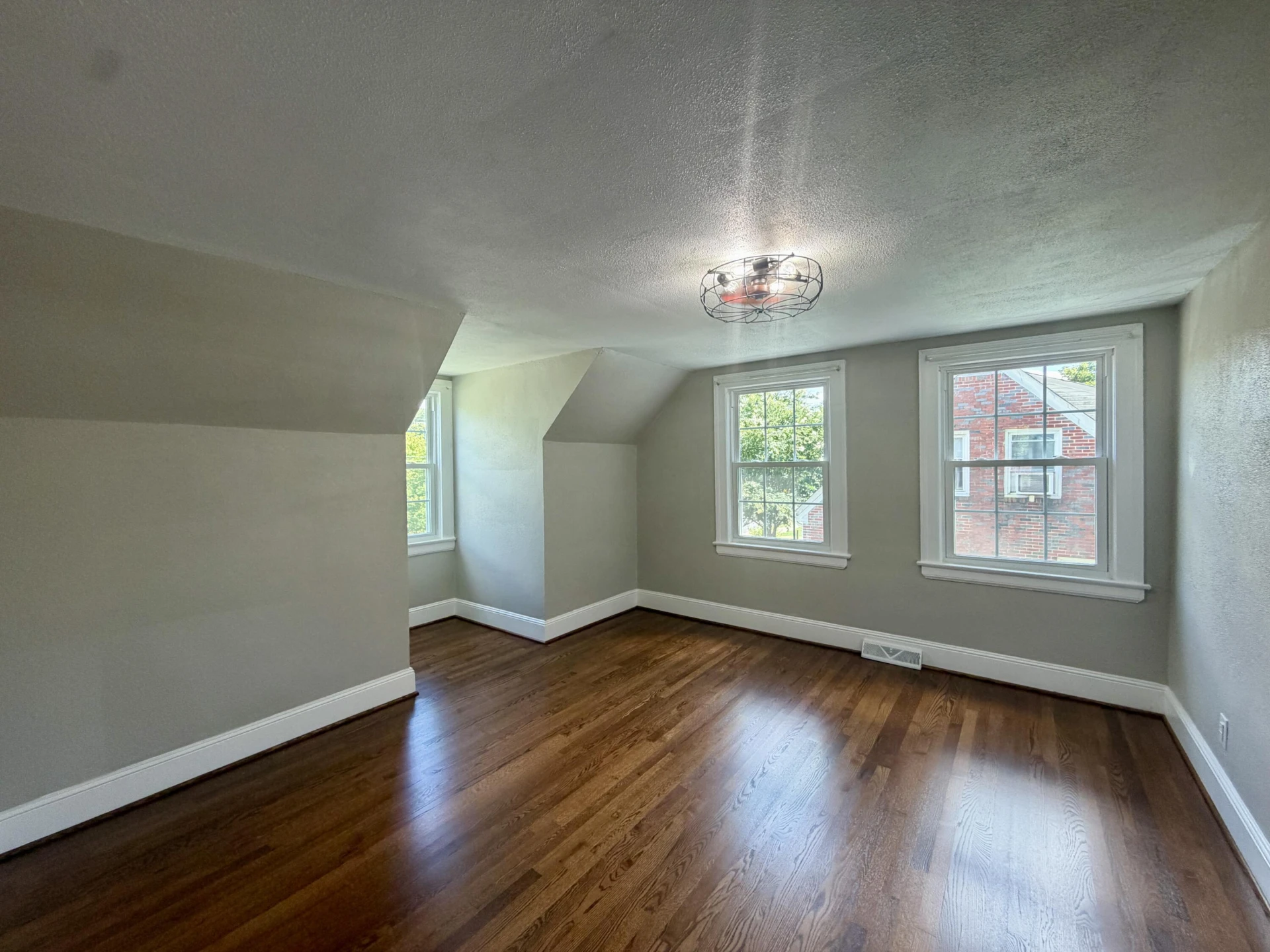2901 Riverside DR - Photo 35
