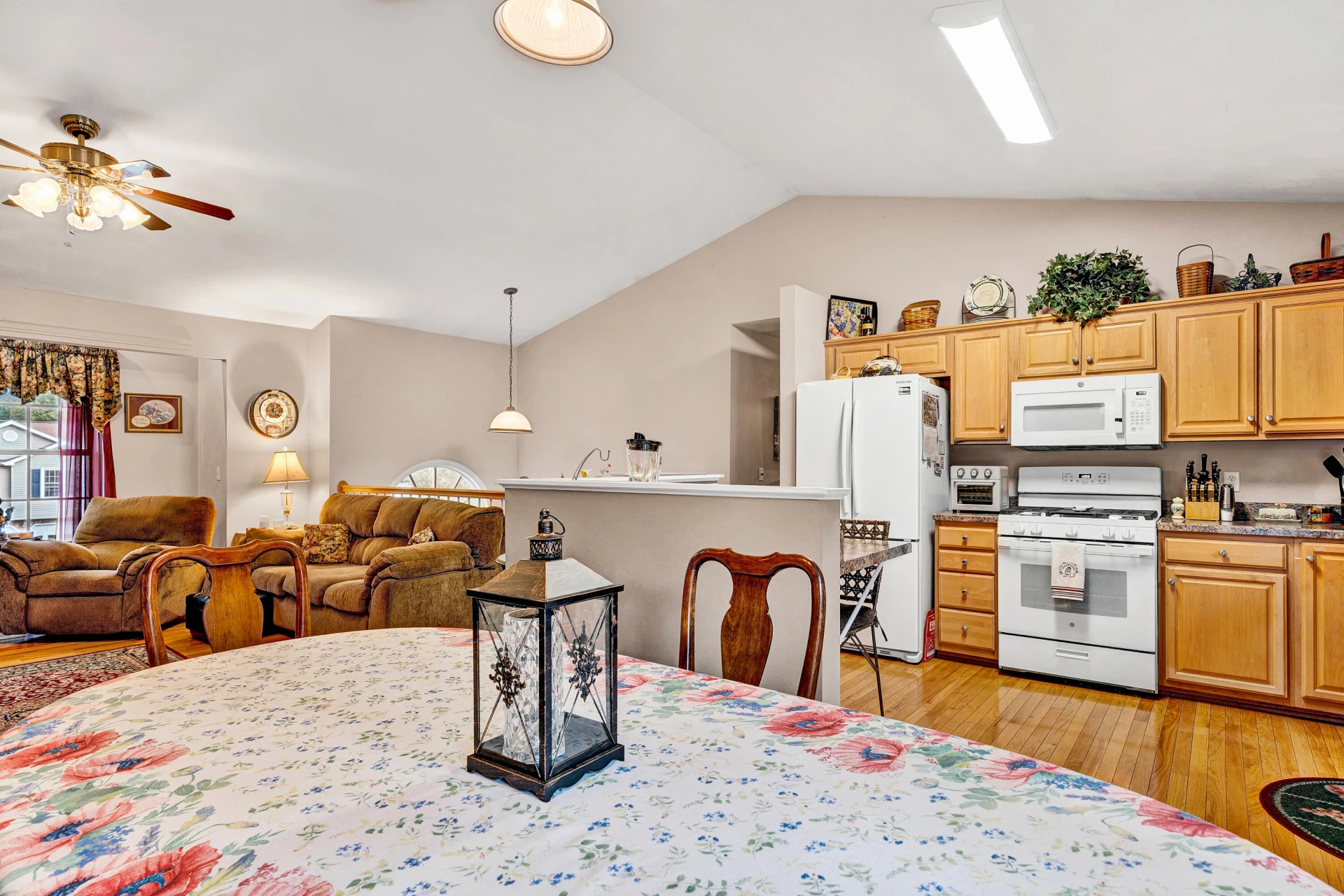 1611 Bush Farm DR - Photo 14