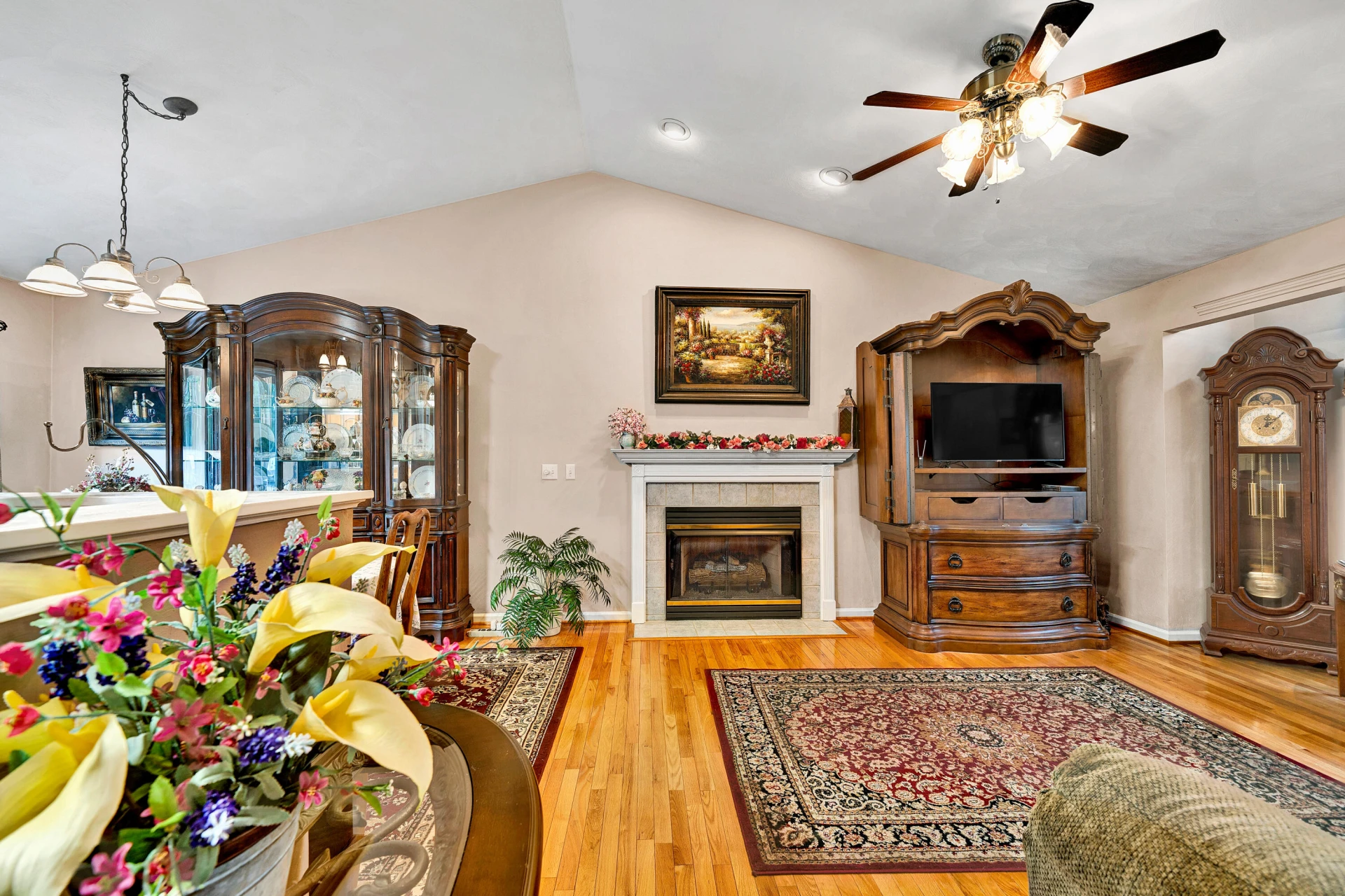 1611 Bush Farm DR - Photo 4