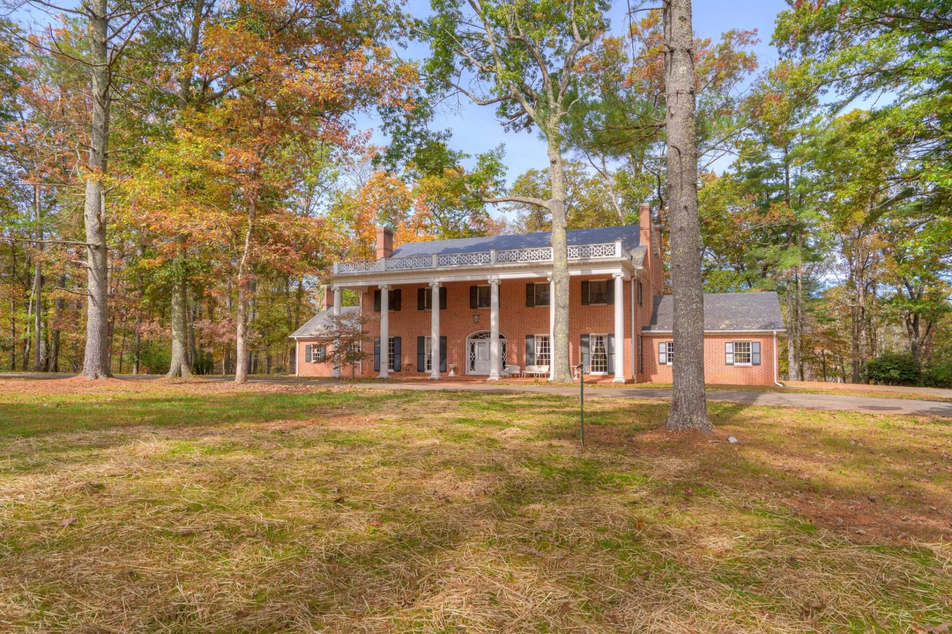 231 Floyd N - Photo 2