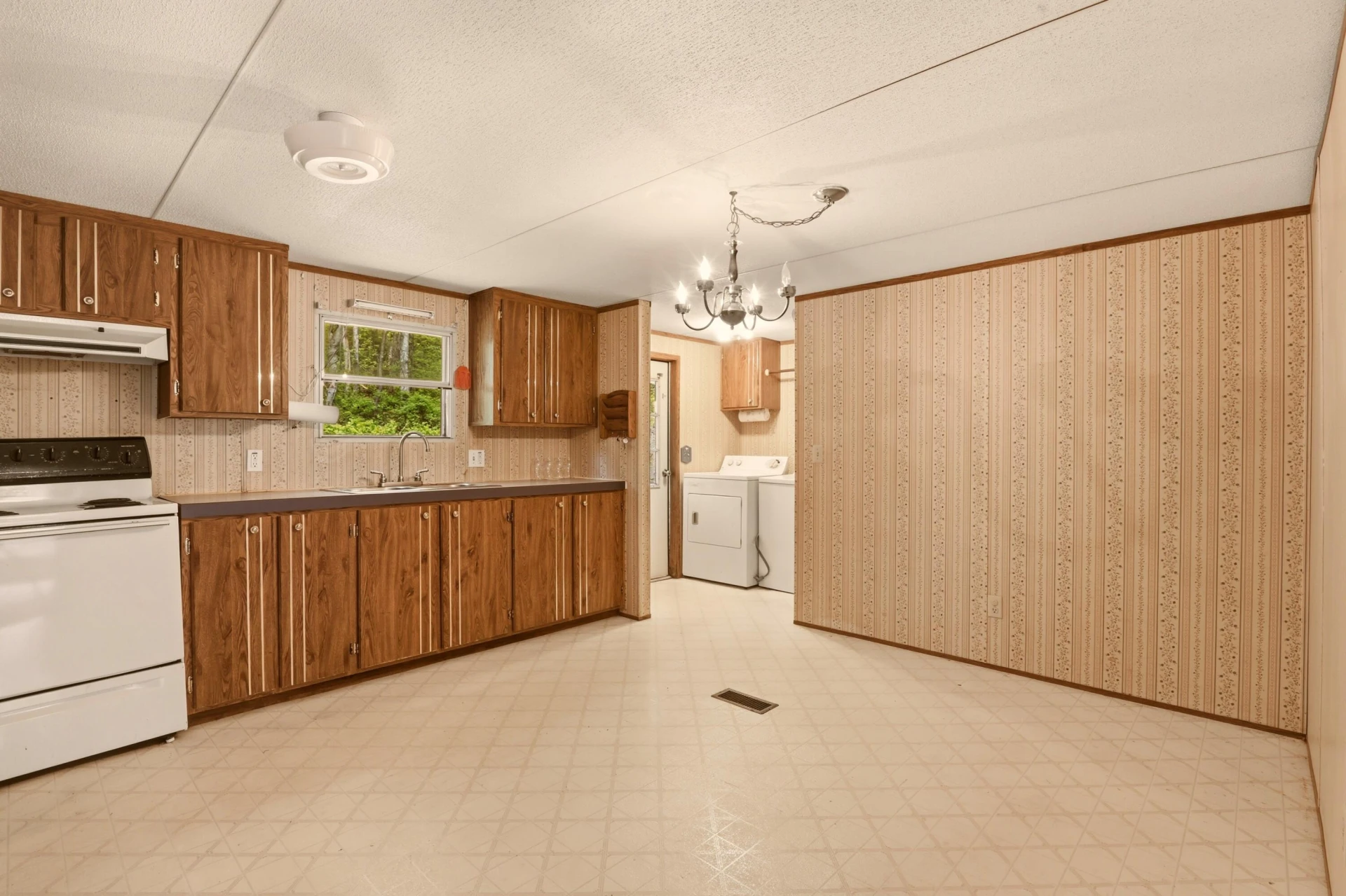165 Chestnut Ridge DR SE - Photo 11