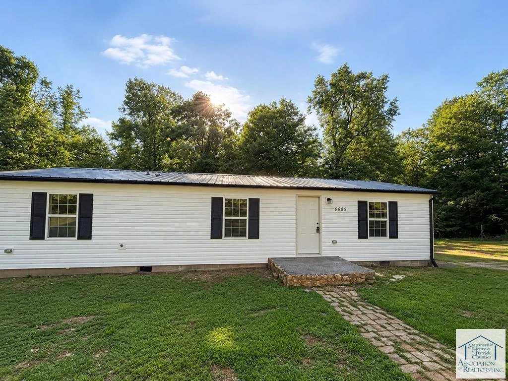 6685 Fork Mountain RD - Photo 18