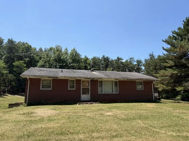 4689 Pittsville RD