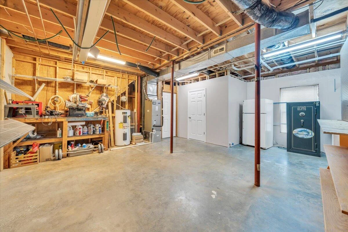 420 Juniper RD - Photo 30