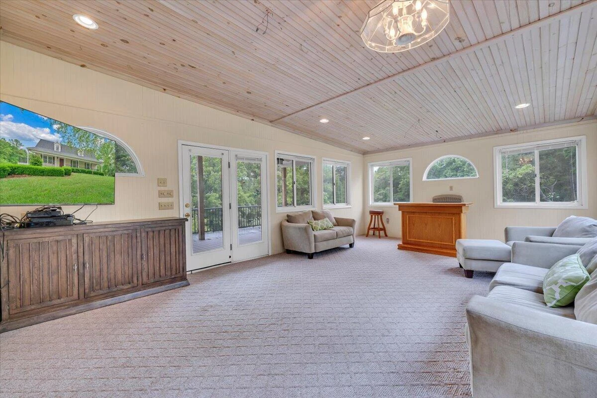420 Juniper RD - Photo 9