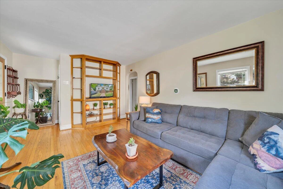 2713 Lansing DR SW - Photo 12