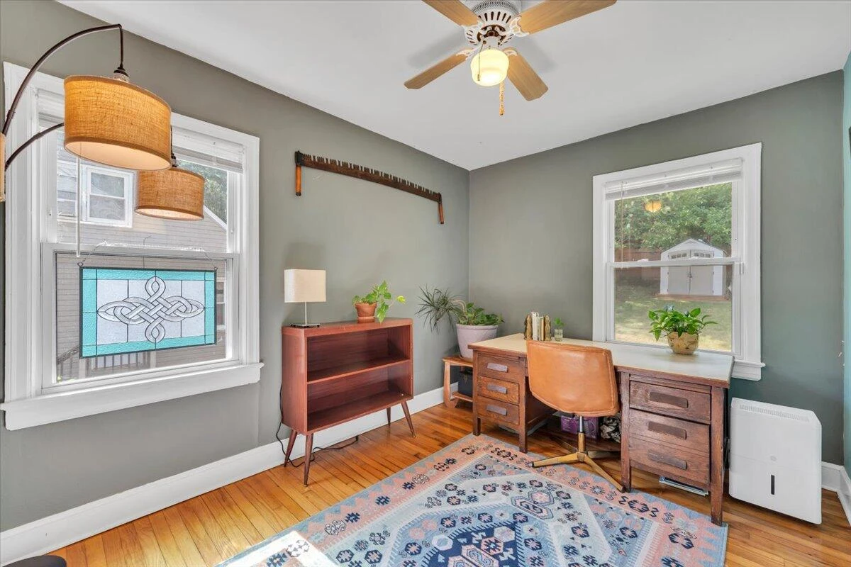 2713 Lansing DR SW - Photo 20