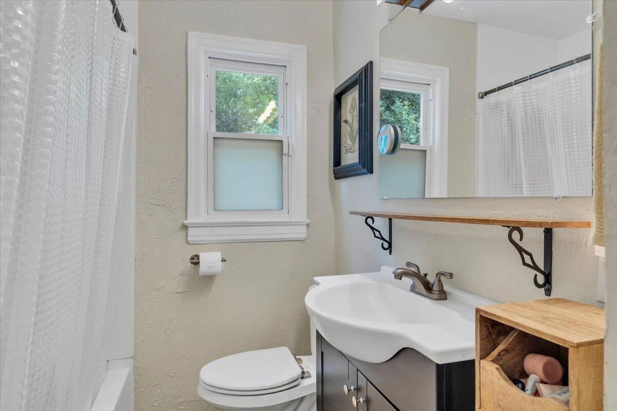2713 Lansing DR SW - Photo 23