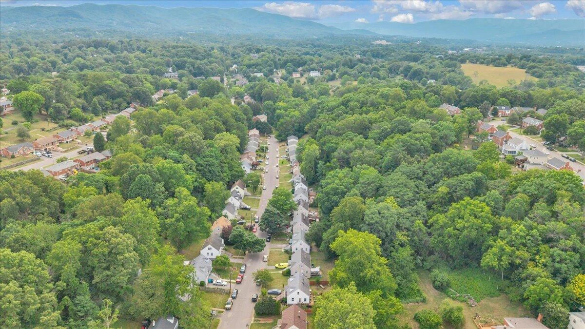2713 Lansing DR SW - Photo 39
