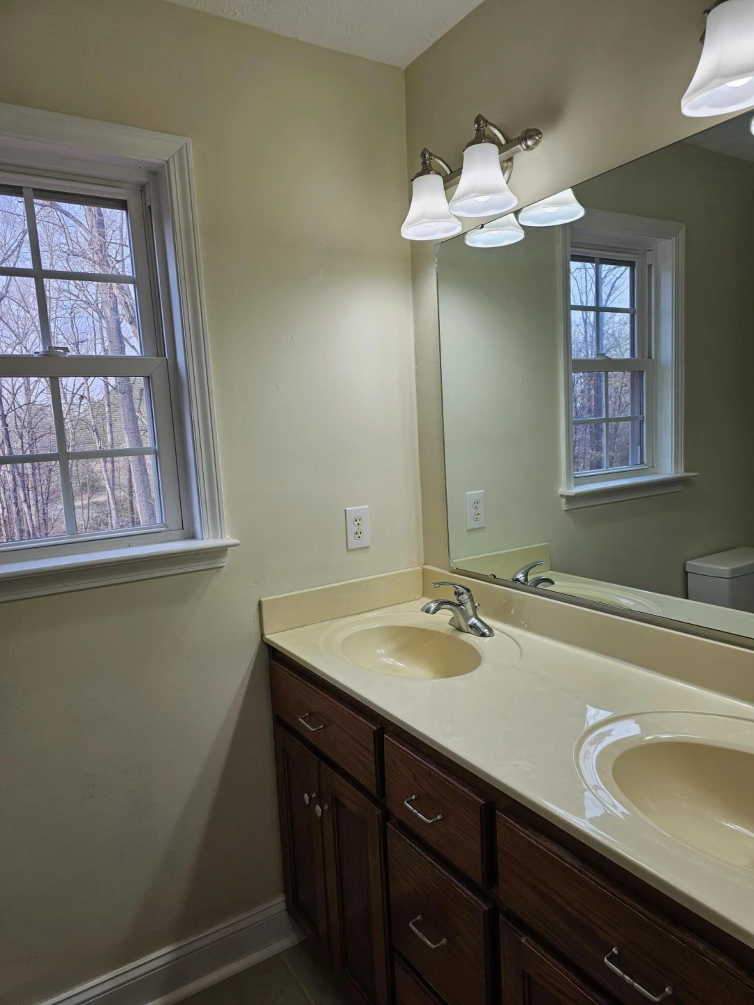 21 Berkeley LN - Photo 32