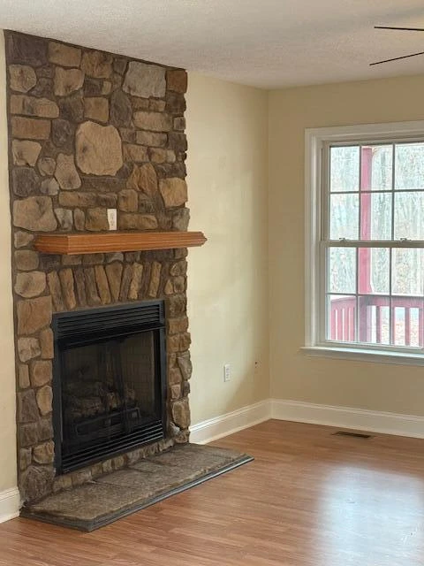 21 Berkeley LN - Photo 11